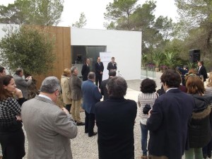 La presentación del crematorio de Santa Eulària.