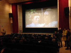 Interior de la sala.