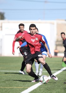 Bernal, en el partido de la pasada jornada en su terreno de juego. Foto: Kevin Cabezuelo