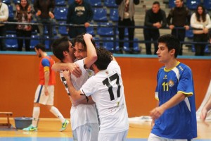 Los jugadores de la Peña FS celebran un gol en un partido de Liga