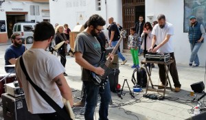 En la imagen, una de las bandas que participaron en el festival