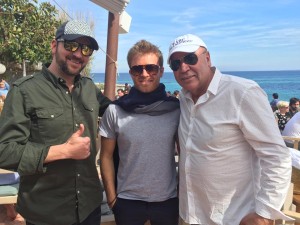 José Camacho, Nico Rosberg y Juan Mesa 'Labios'