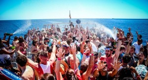 Uno de los party boats que se promociona para este verano 2016. Foto: Ibiza Spotlight