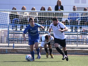 Cristian Cruz, en un partido de Liga. Fotos: C. V.