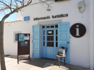 Imatge dels nous cartells de informació turística.