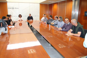 Imagen de la reunión entre Consell, ayuntamientos y taxistas.