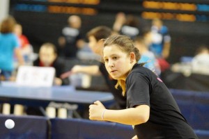 Natalia Miramontes, jugadora del CTT Santa Eulària, en un partido de esta temporada. Foto: FFTIB