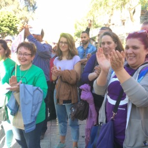 Los representantes de Podemos en la manifestación. 