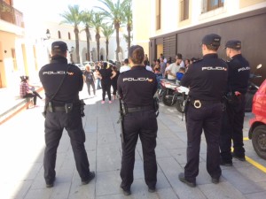 Agentes de la Policía Nacional en la protesta.