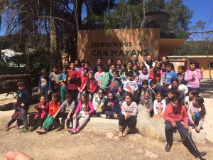 Los niños participaron en un curso de hípica organizado por el Consell.