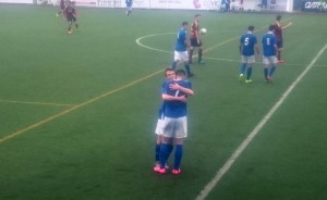 Luque y Cristian Cruz celebran el 2-0 del San Rafael frente al Poblense. Foto: C. V.