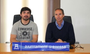 Agustín Perea y Lluís Lliteras, durante la presentación de las Escoles Esportives d'estiu.