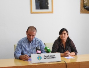 Jaume Ferrer y Sònia Cardona anunciaron hoy la medida judicial. 