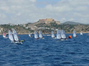 Un instante de la jornada inaugural de la regata II Trofeo Julián Vilás Ferrer