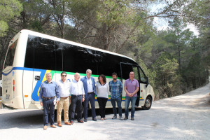 Un autobús enlazó desde el 1 de junio el aparcamiento de Can Coix con Cala Salada.