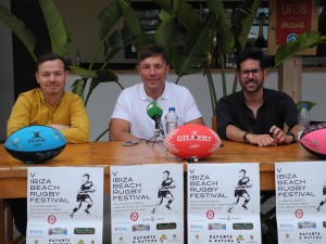 Presentación del Ibiza Beach Rugby Festival, que se celebrará en Sant Antoni.