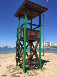 Una de las torres de vigilancia de las playas de Sant Antoni.