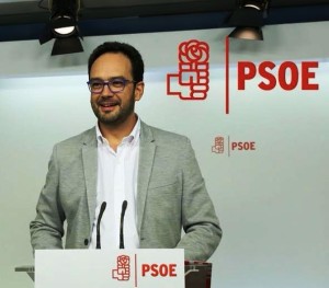 Antonio Hernando, en un mitin del PSOE.