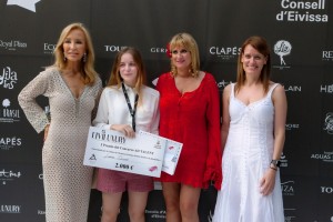 Lorena Sánchez ha sido la ganadora de la primera edición del concurso de nuevos talentos de la moda.