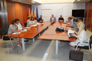 Esta mañana se ha reunido el Patronato de la Escuela para aprobar el reglamento del Observatorio.