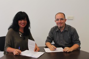 El regidor de Cultura de l'Ajuntament d'Eivissa, Pep Tur, ha signat convenis de col·laboració amb diferents entitats culturals.