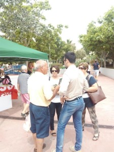 Els candidats del PSOE han fet avui campanya a SAnta Eulària.