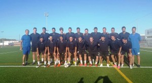 La plantilla del Formentera también se puso en marcha este lunes.