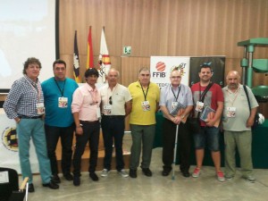 Los representantes del fútbol pitiuso que asistieron a la asamblea de la FFIB.