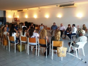 Una imatge de la reunió del programa de participació ciutadana Àgora en es Cubells.