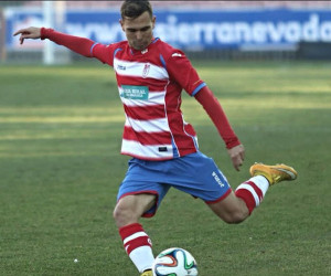 Antonio Medina, en su etapa con el Granada B, nuevo futbolista del Ciudad de Ibiza.