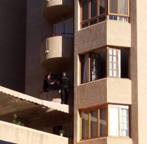 Los agentes han impedido que una mujer se suicidara en Vila. 