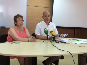 Alfonso Molina y Gloria Corral en rueda de prensa. 