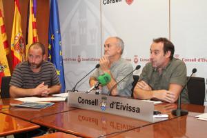 Joan Argente, Jaume Estarellas y Miquel Vericad, durante la rueda de prensa. 