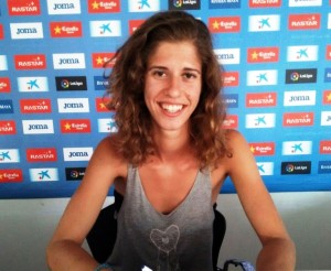 Helena Serrano, en su presentación como nueva jugadora del Espanyol.