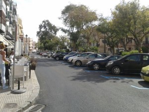 Imagen del aparcamiento del paseo Vara de Rey. 