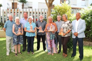 Una imagen de los turistas que fueron homenajeados en el Consell d'Eivissa.