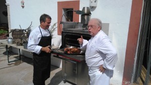 Francis Weidemann y Jean-Louis Neichel, dos grandes chefs en el restaurante Can Cires. Fotos: C. V. 