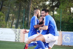 Los jugadores del San Rafael celebran un gol del 'pichichi' del equipo Juanfran.