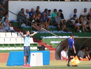 Dani Mori se lamenta durante una acción del partido ante el Esporles.