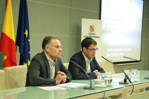 el conseller de Trabajo, Comercio e Industria, Iago Negueruela, y l director general de Ocupación y Economía, Llorenç Pou.