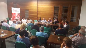 El centro social de Sant Mateu acogió ayer el segundo Fòrum Portmanyí.