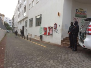 La Guardia Civil continúa los registros en varios domicilios de Sant Antoni. 